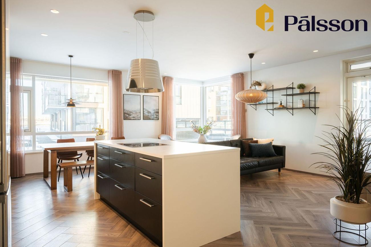 Naustavör 11, 200 Kópavogur