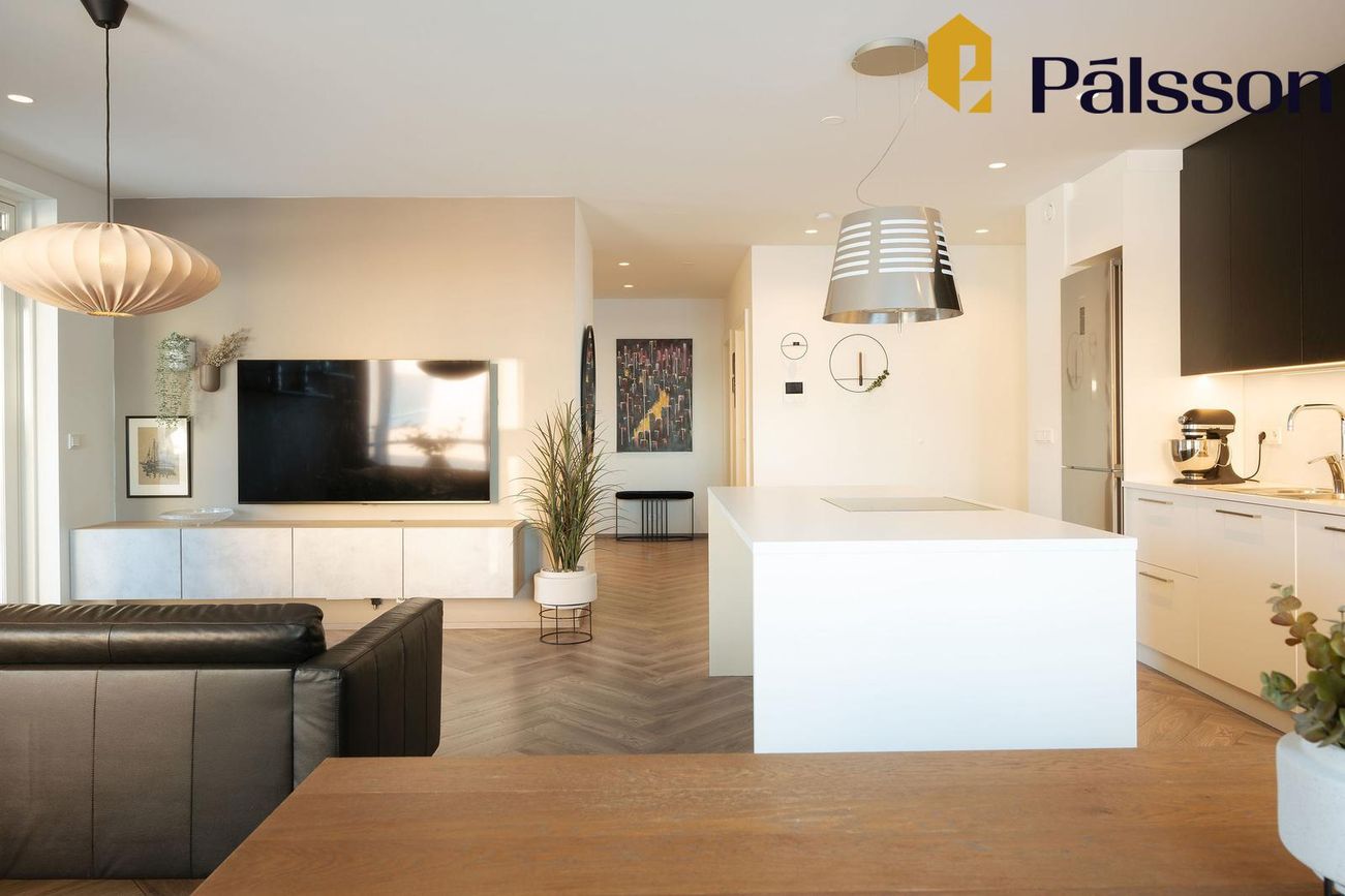 Naustavör 11, 200 Kópavogur