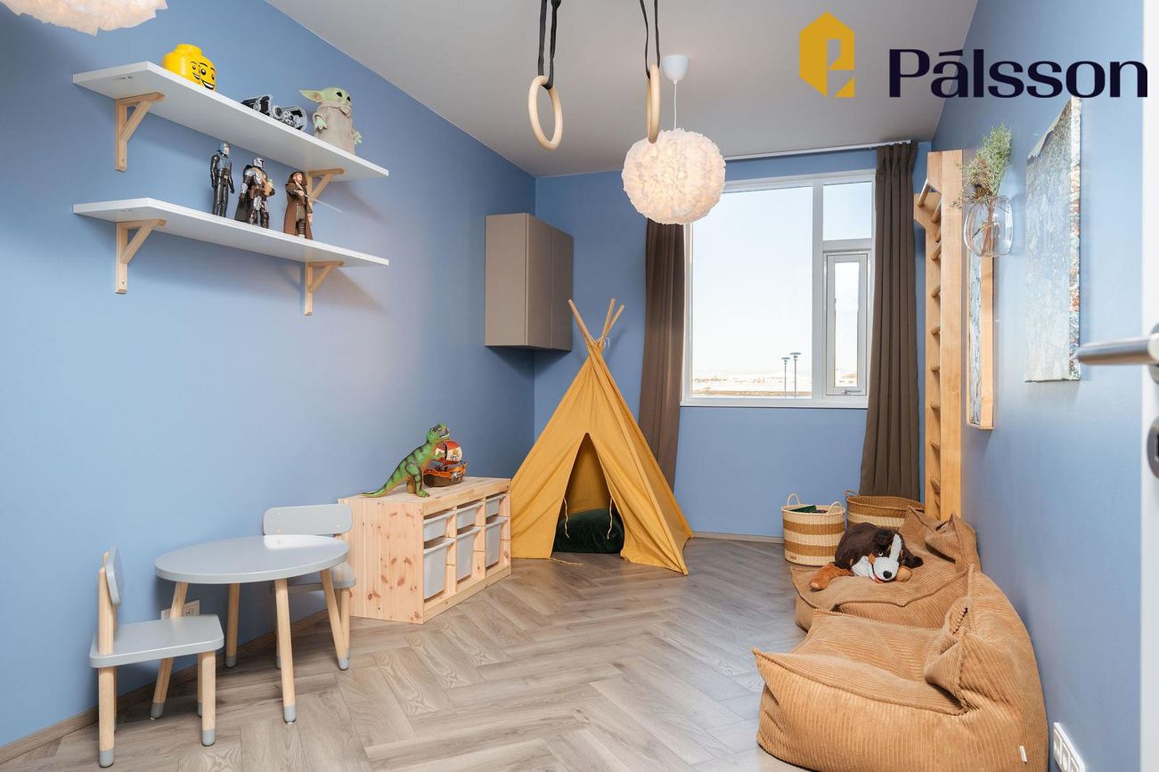 Naustavör 11, 200 Kópavogur