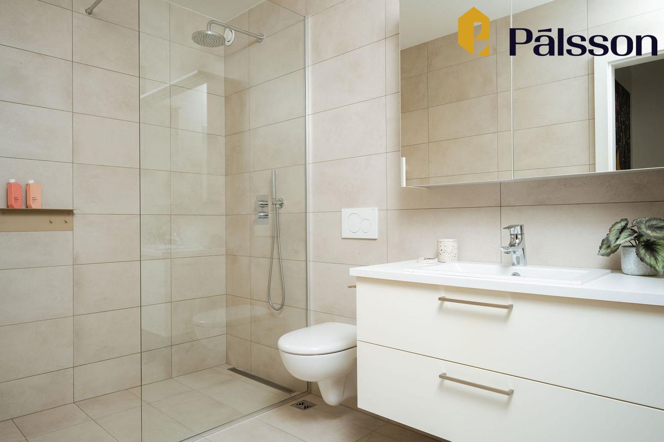 Naustavör 11, 200 Kópavogur