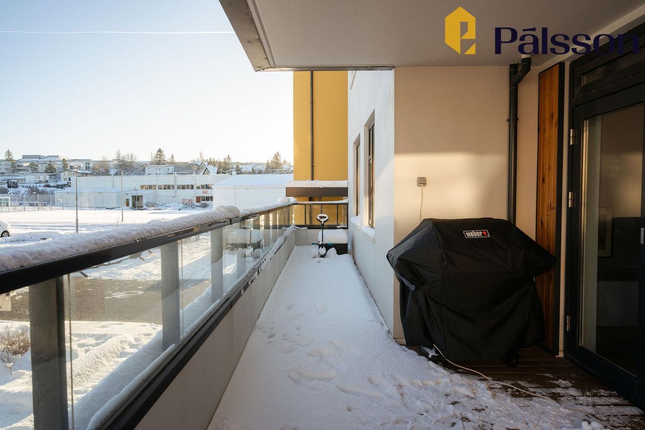 Naustavör 11, 200 Kópavogur