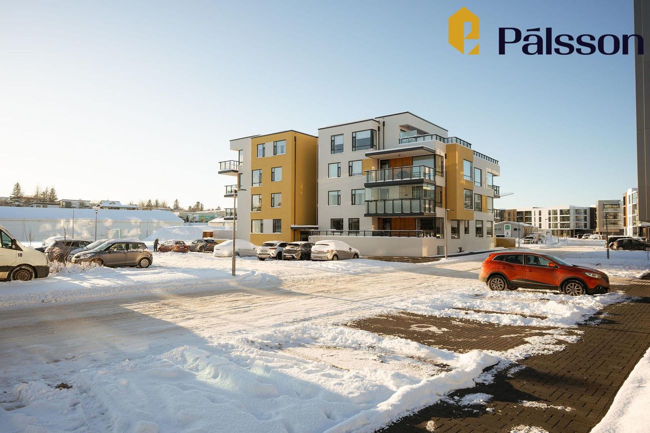 Naustavör 11, 200 Kópavogur