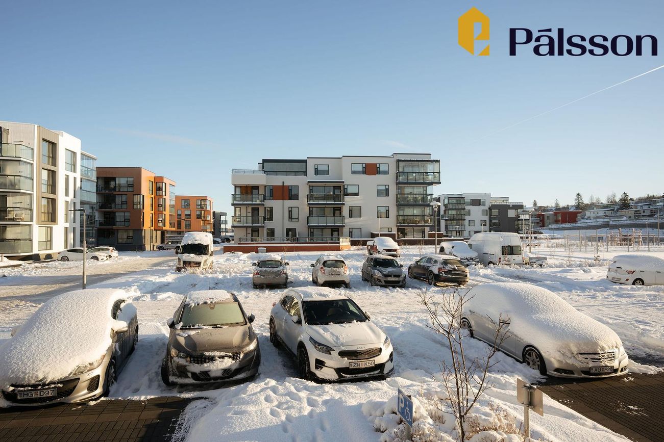 Naustavör 11, 200 Kópavogur