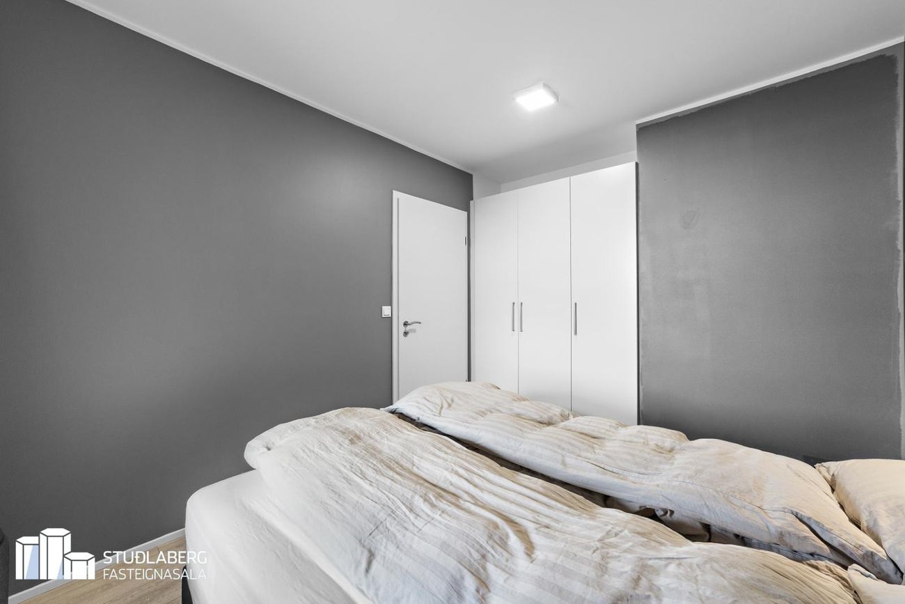 Dalsbraut 4, 260 Reykjanesbær