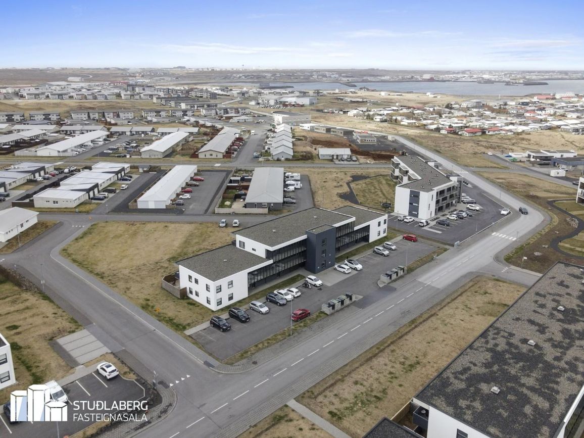 Dalsbraut 4, 260 Reykjanesbær