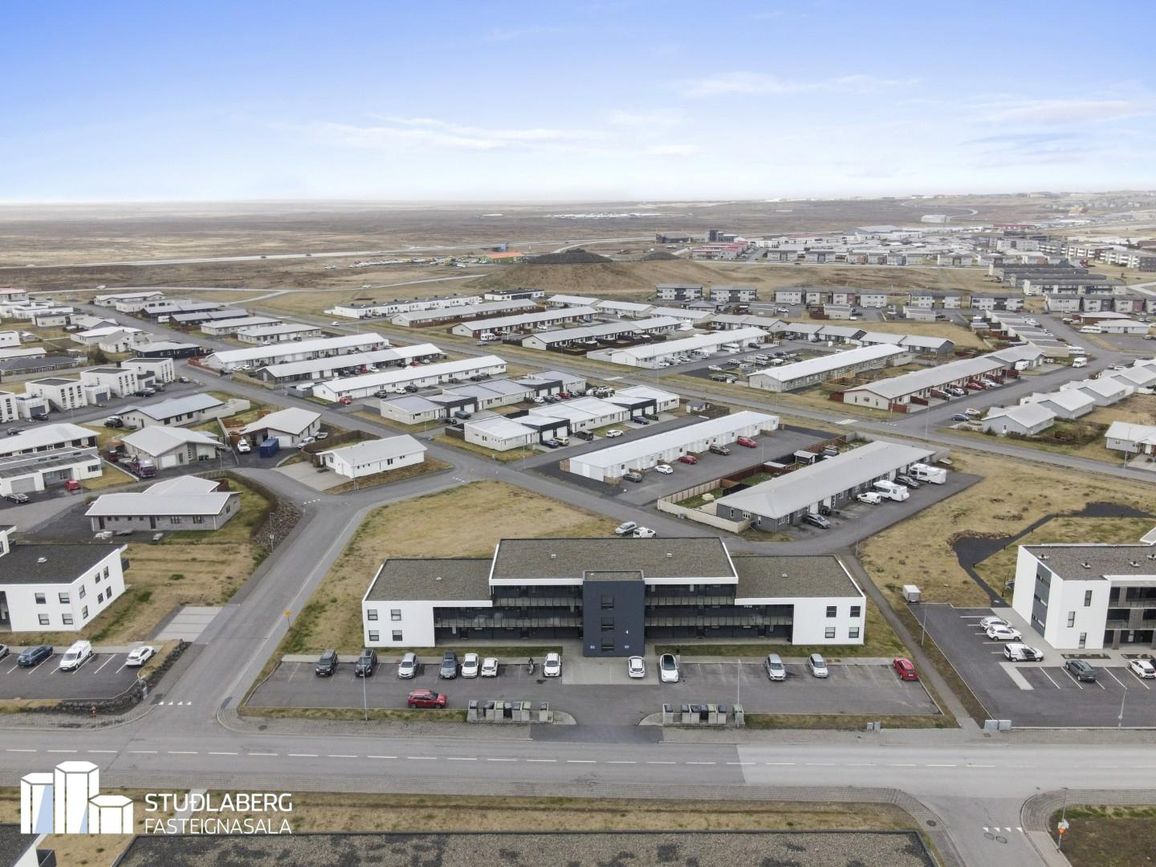Dalsbraut 4, 260 Reykjanesbær