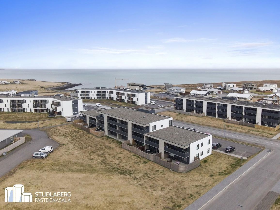 Dalsbraut 4, 260 Reykjanesbær