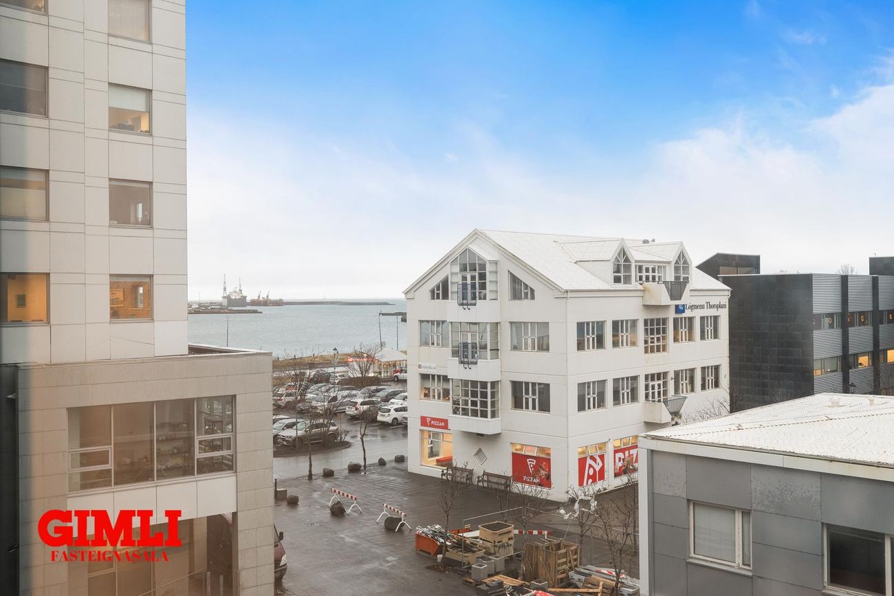 Strandgata 26, 220 Hafnarfjörður