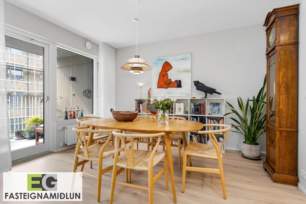 Hallgerðargata 1A, 105 Reykjavík