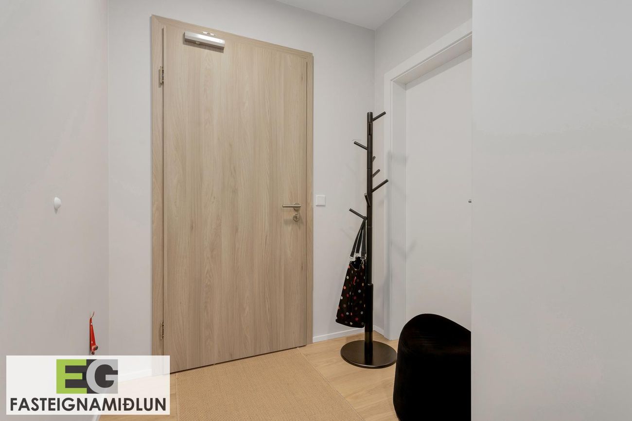 Hallgerðargata 1A, 105 Reykjavík