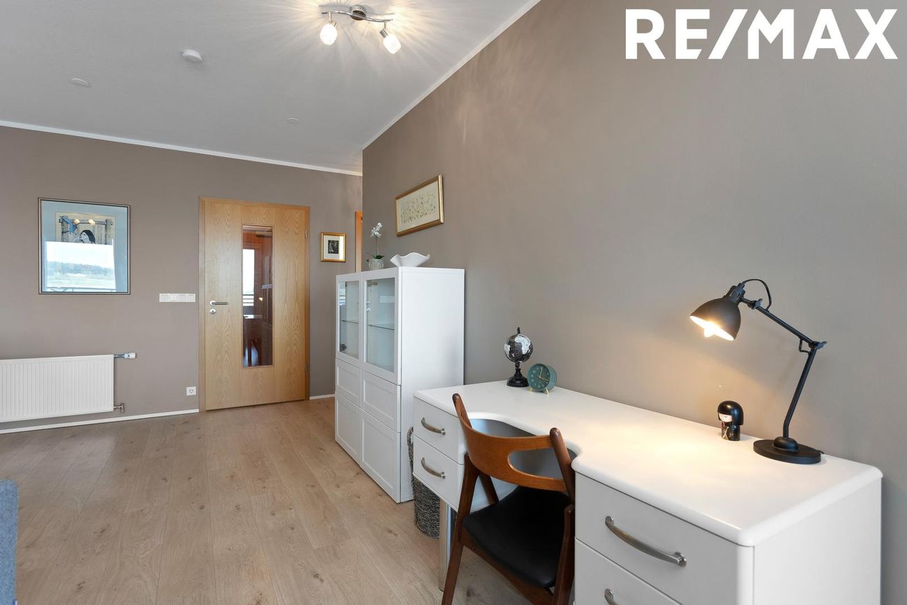 Naustavör 10, 200 Kópavogur