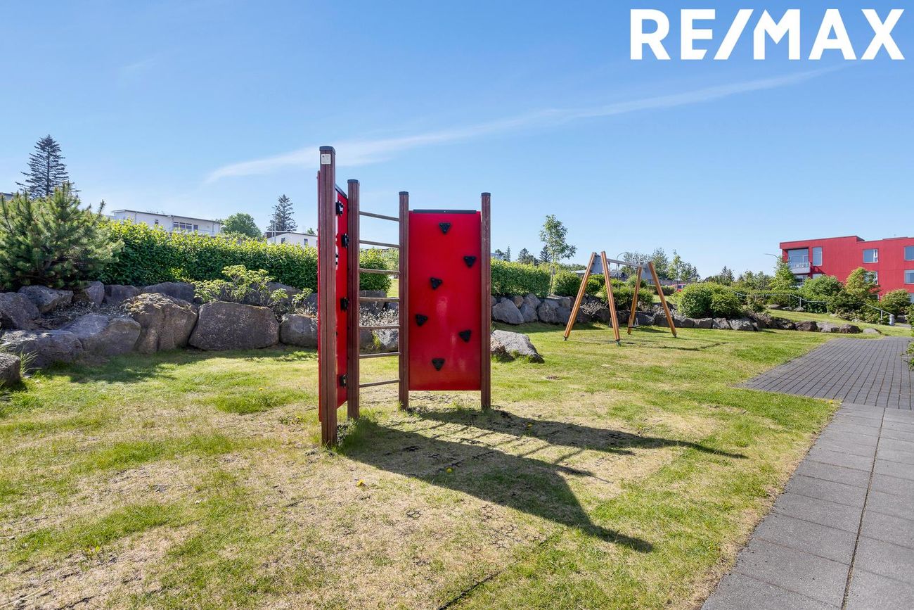 Naustavör 10, 200 Kópavogur