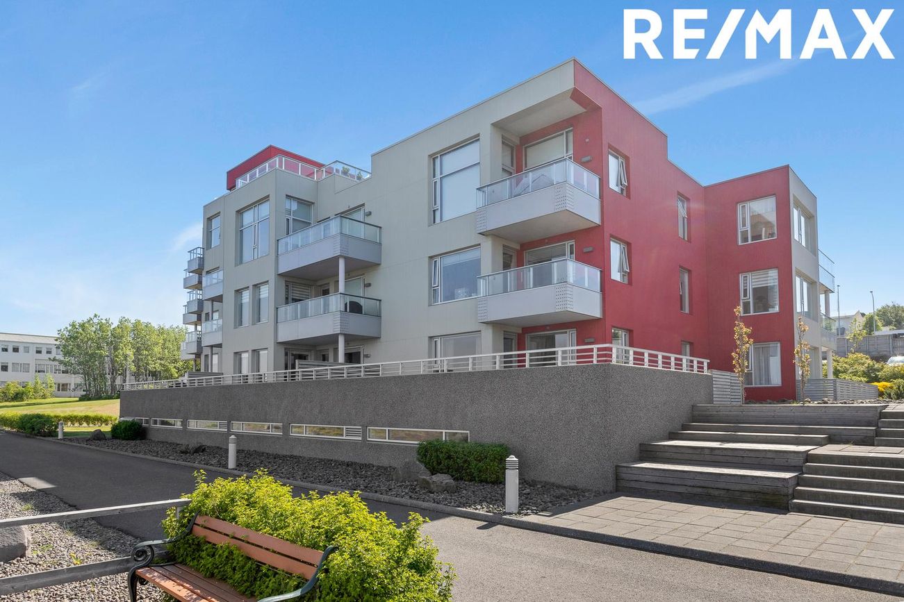 Naustavör 10, 200 Kópavogur