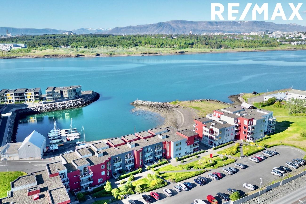 Naustavör 10, 200 Kópavogur