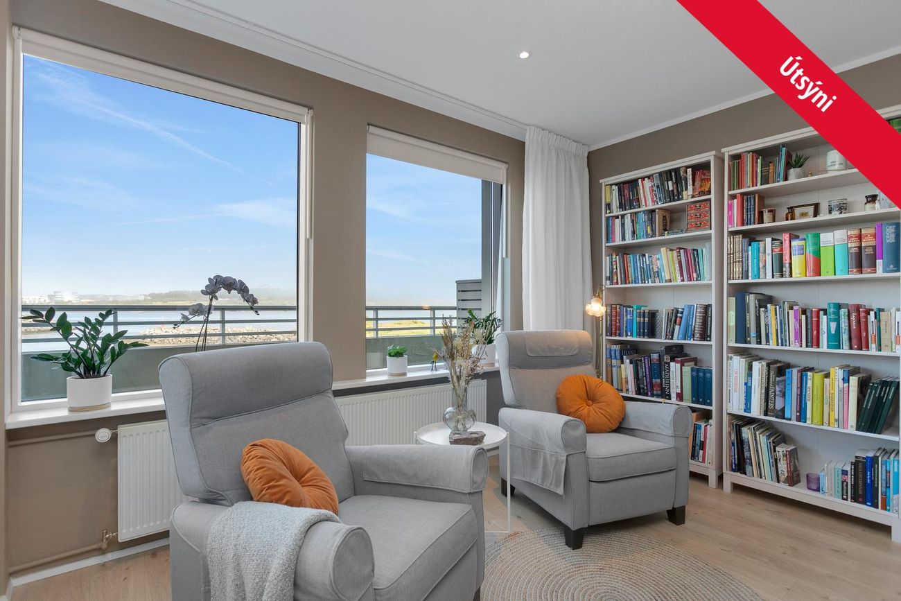 Naustavör 10, 200 Kópavogur