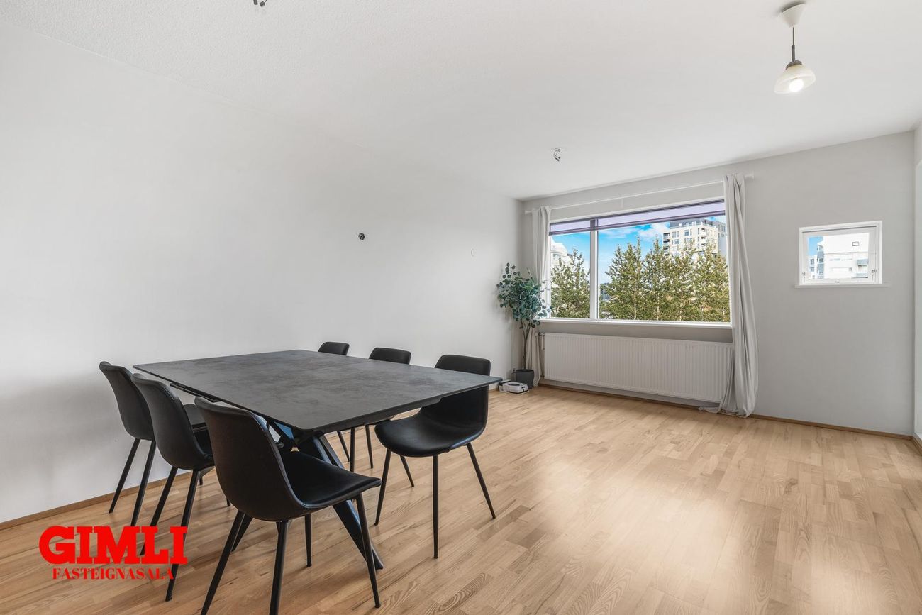 Gullsmári 5, 201 Kópavogur