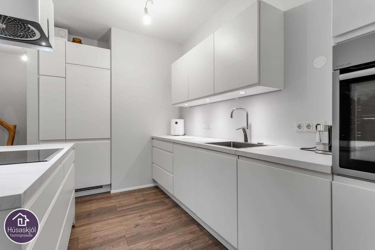 Hafnargata 29, 230 Reykjanesbær