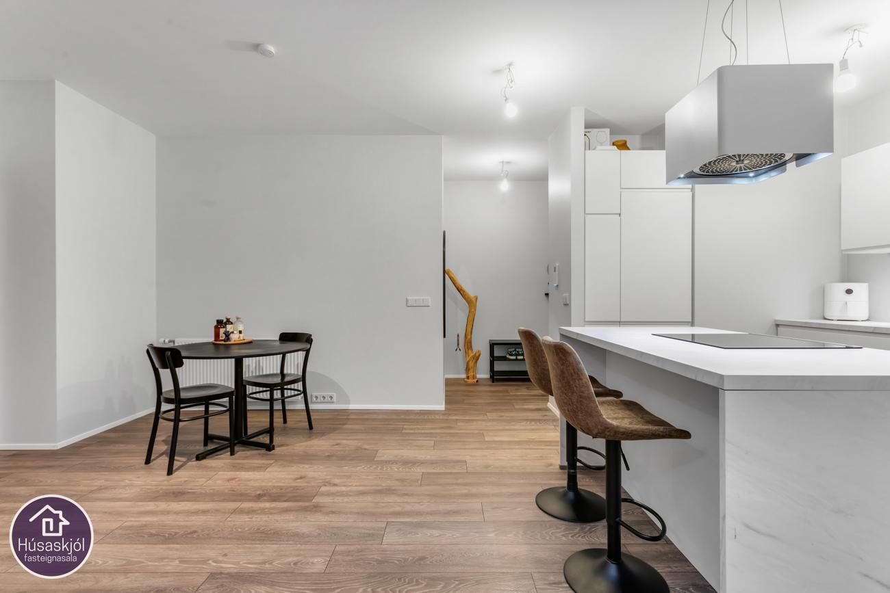 Hafnargata 29, 230 Reykjanesbær