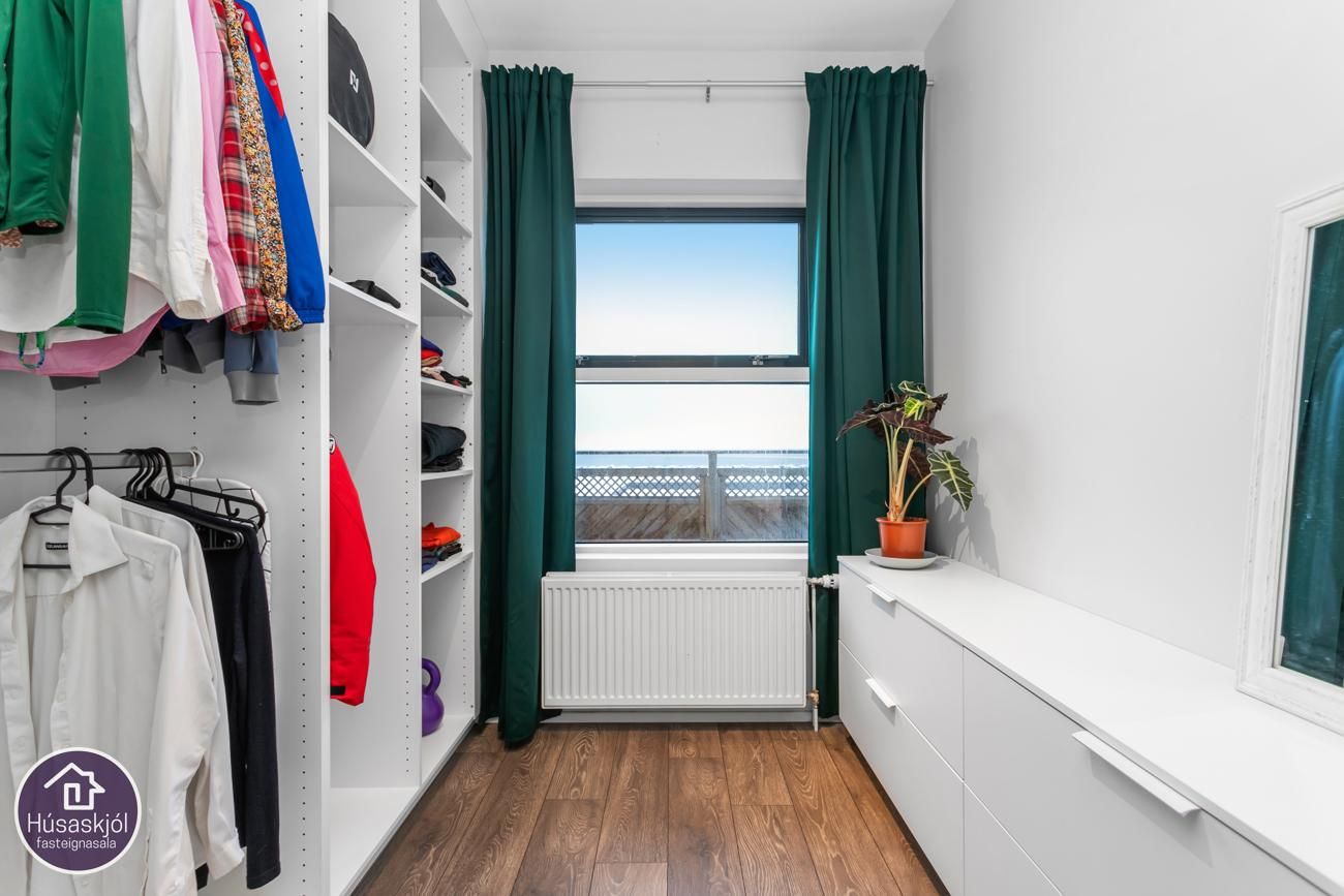 Hafnargata 29, 230 Reykjanesbær