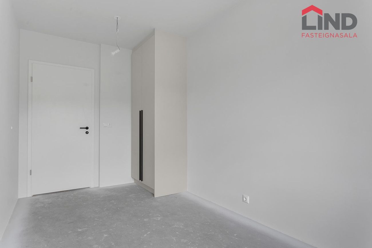 Hringhamar 35, 221 Hafnarfjörður