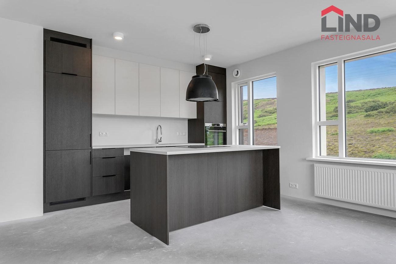 Hringhamar 35, 221 Hafnarfjörður