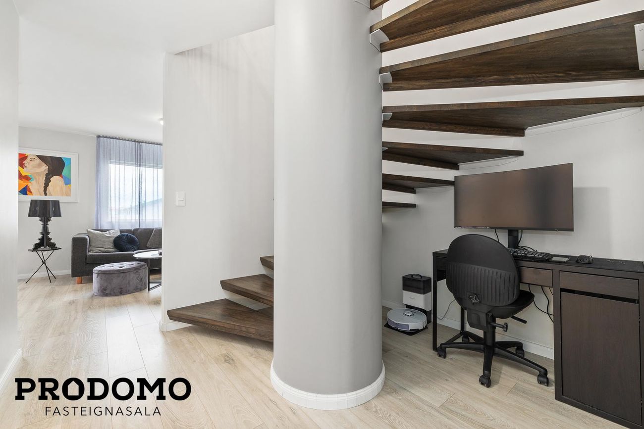 Breiðbraut 672, 262 Reykjanesbær