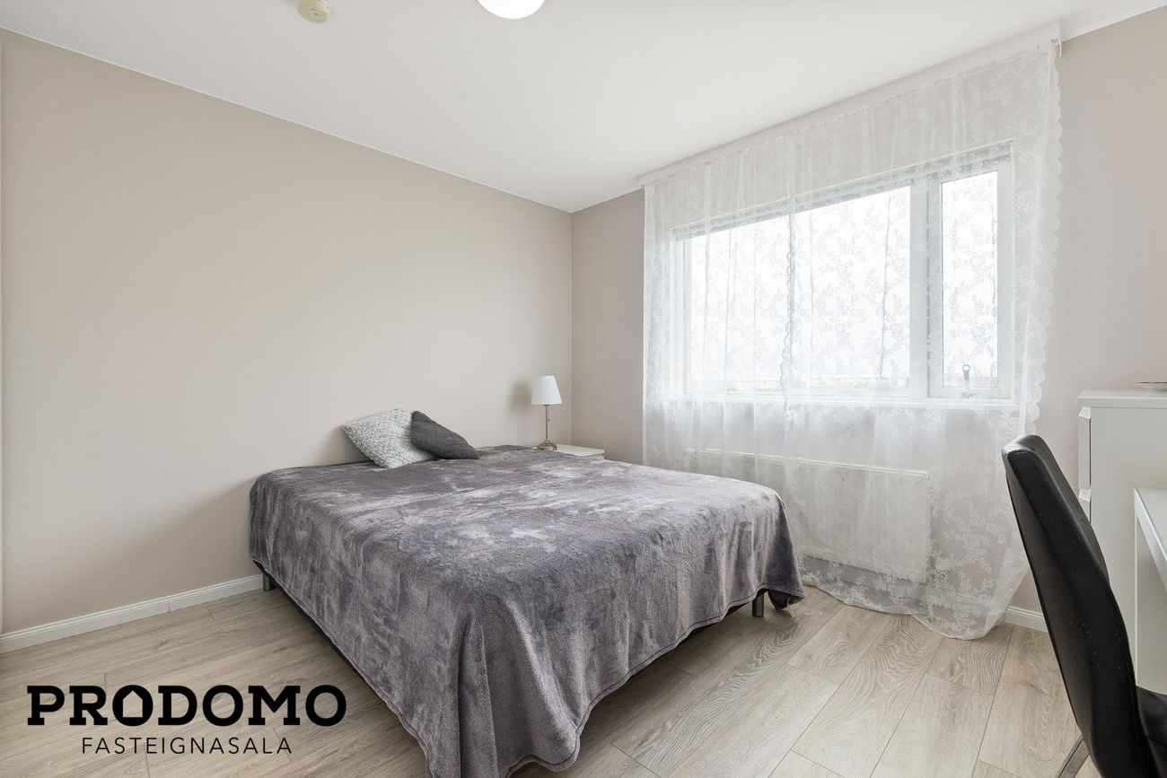 Breiðbraut 672, 262 Reykjanesbær