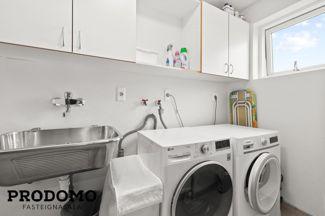 Breiðbraut 672, 262 Reykjanesbær