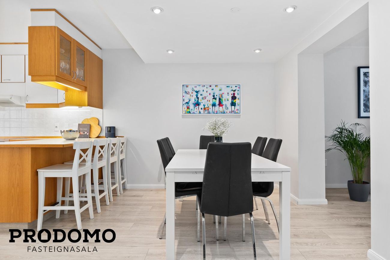 Breiðbraut 672, 262 Reykjanesbær