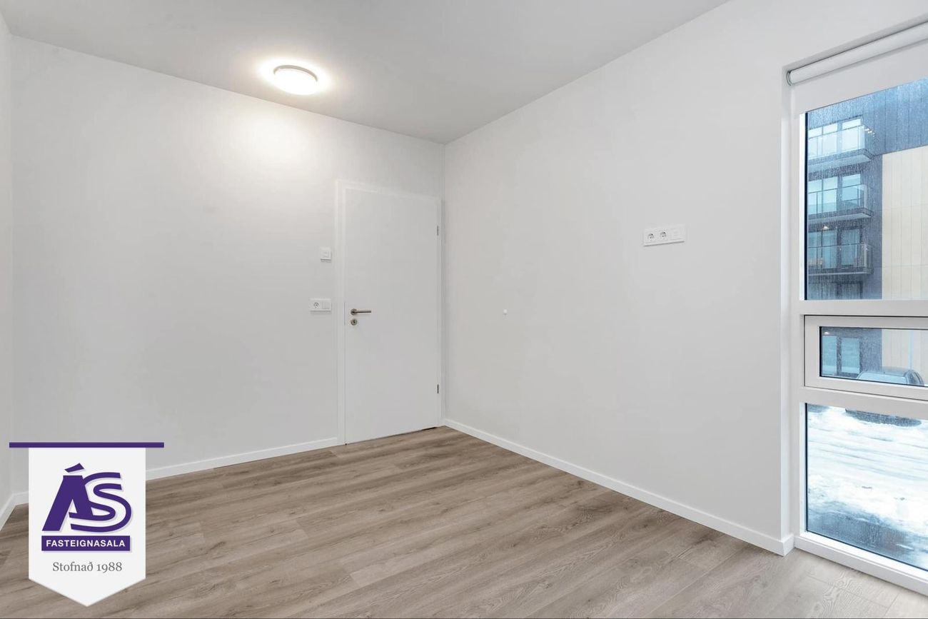 Áshamar 52 - 0304, 221 Hafnarfjörður