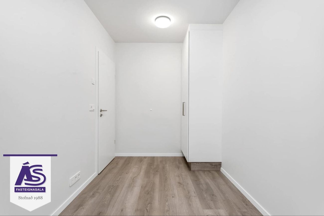 Áshamar 52 - 0304, 221 Hafnarfjörður