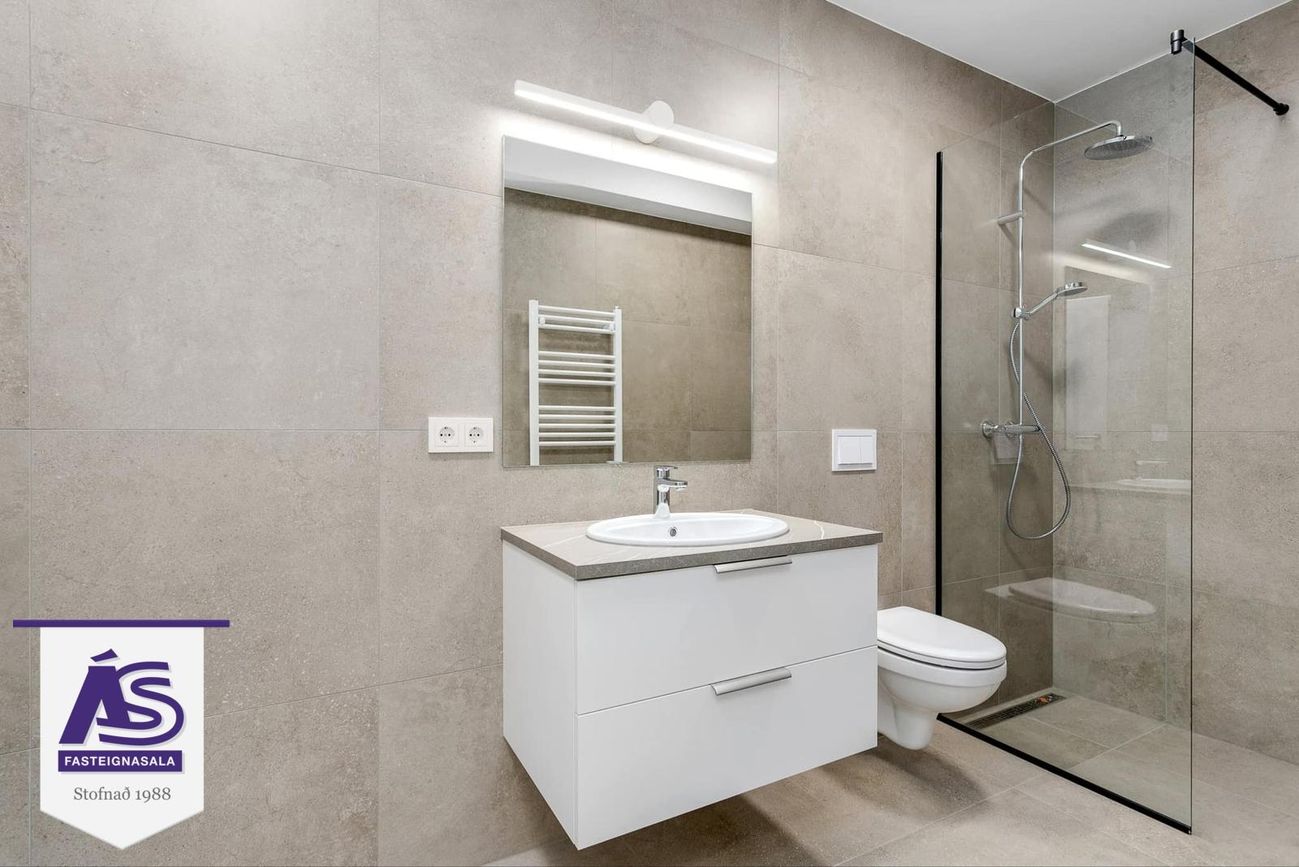 Áshamar 52 - 0304, 221 Hafnarfjörður