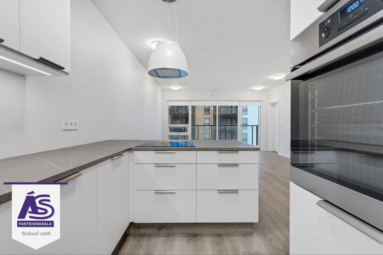 Áshamar 52 - 0304, 221 Hafnarfjörður