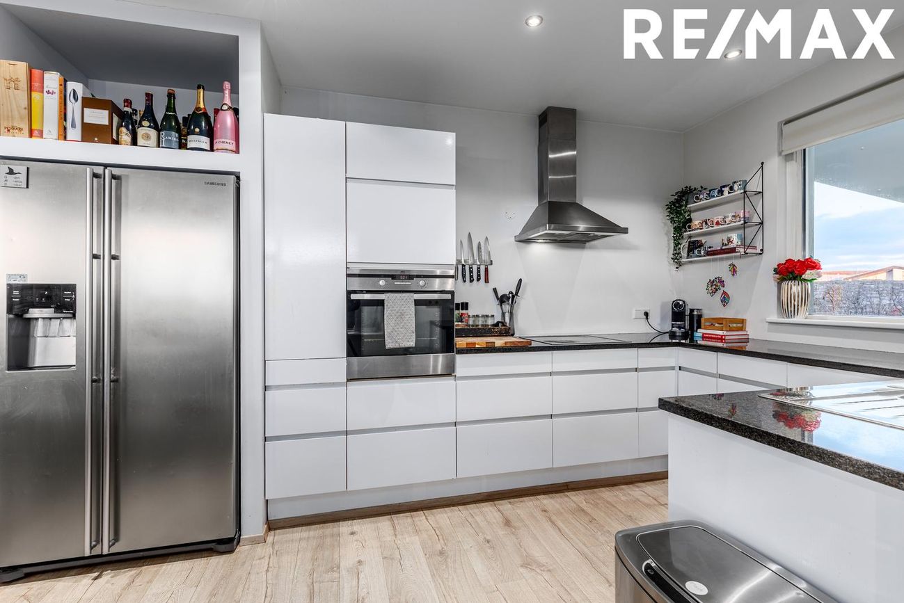 Glitvellir 3 - 0102, 221 Hafnarfjörður