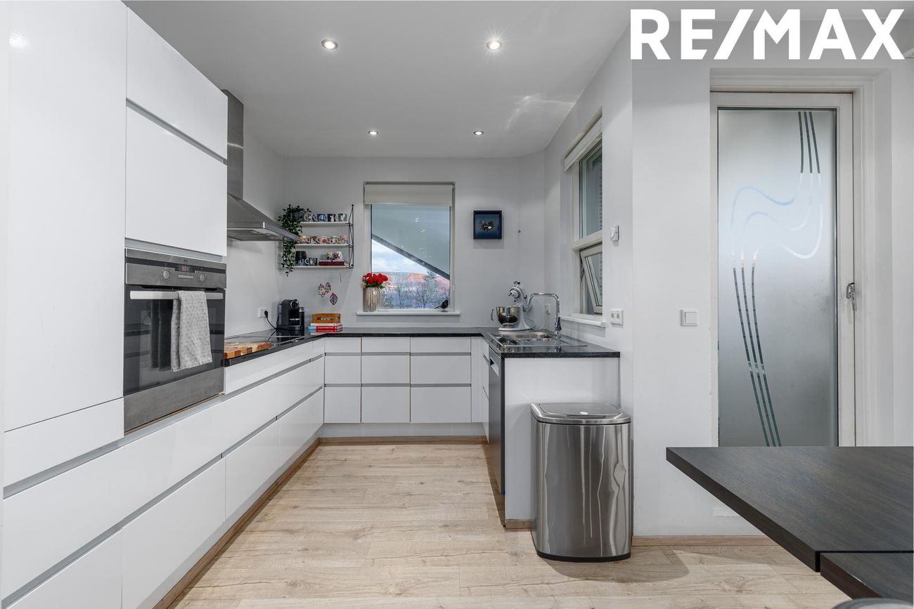 Glitvellir 3 - 0102, 221 Hafnarfjörður