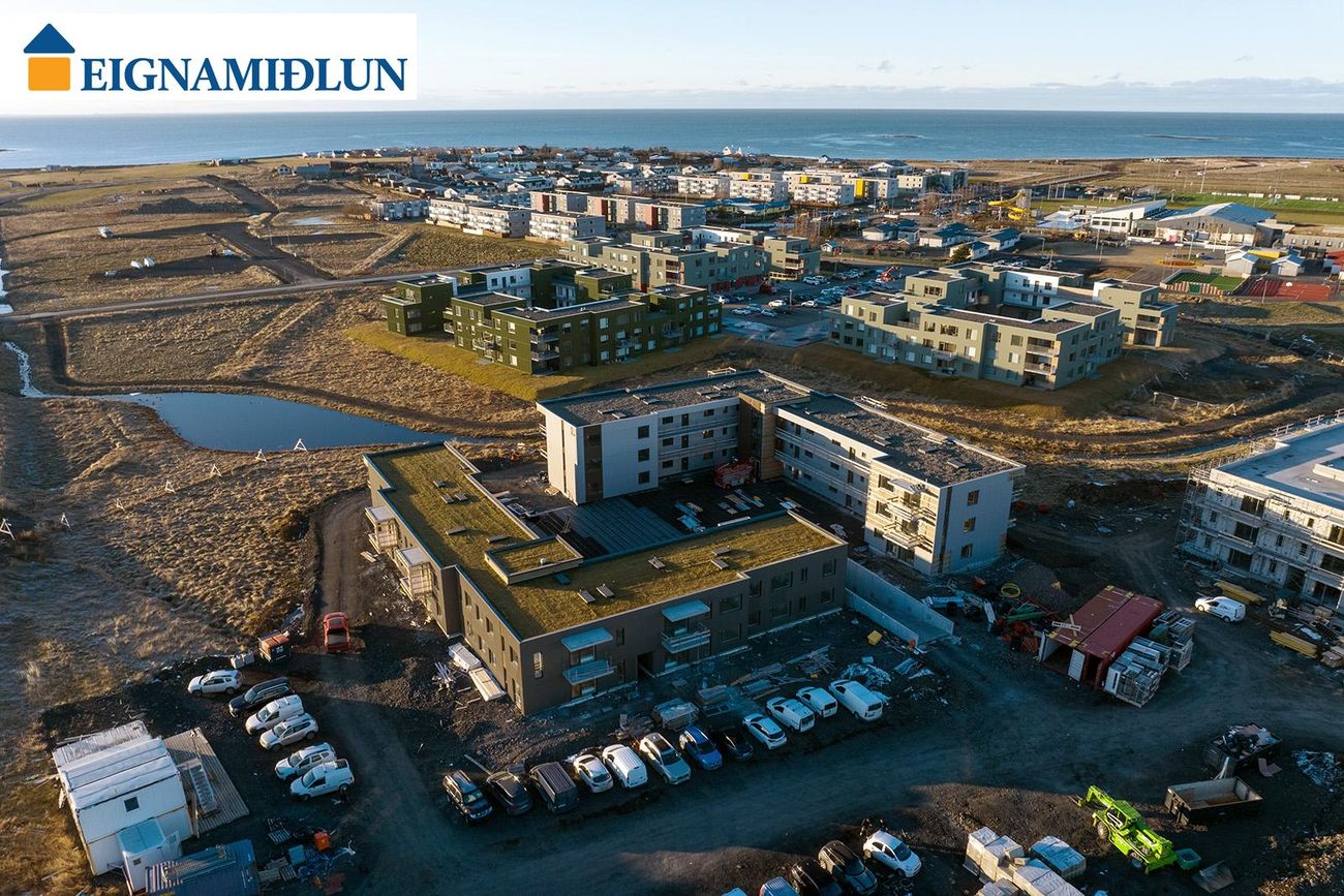 Grásteinsmýri 2, 225 Garðabær