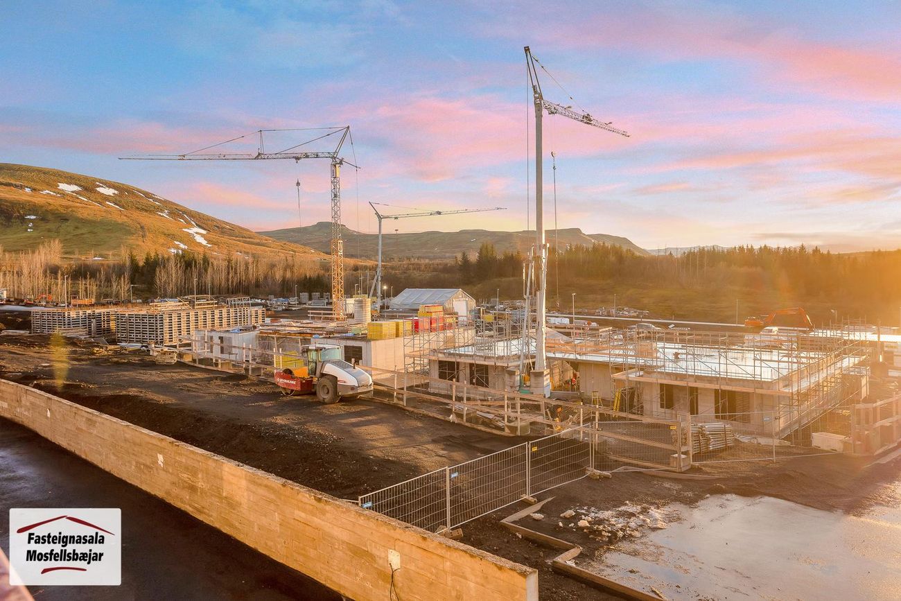 Úugata 8, 270 Mosfellsbær