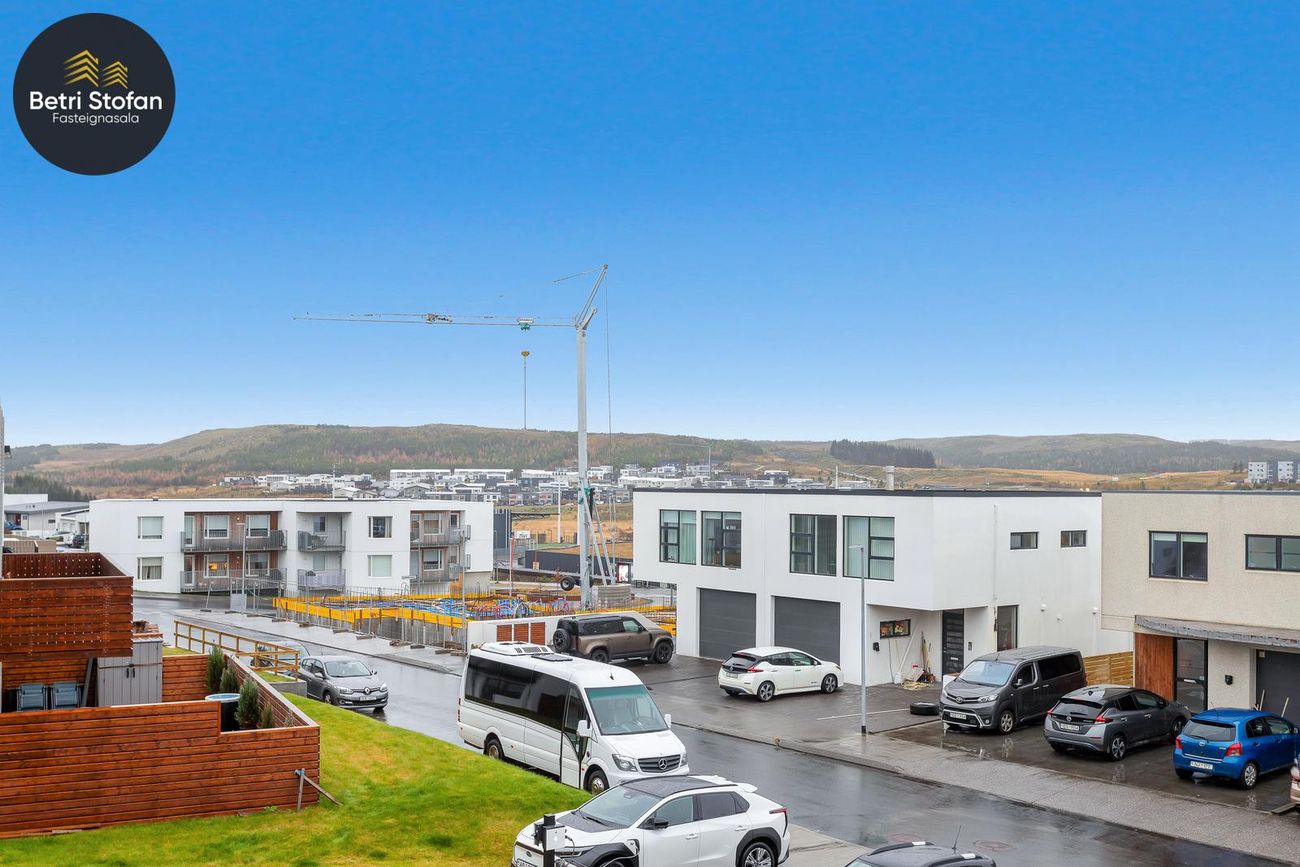 Lofnarbrunnur 1 - 0103, 113 Reykjavík
