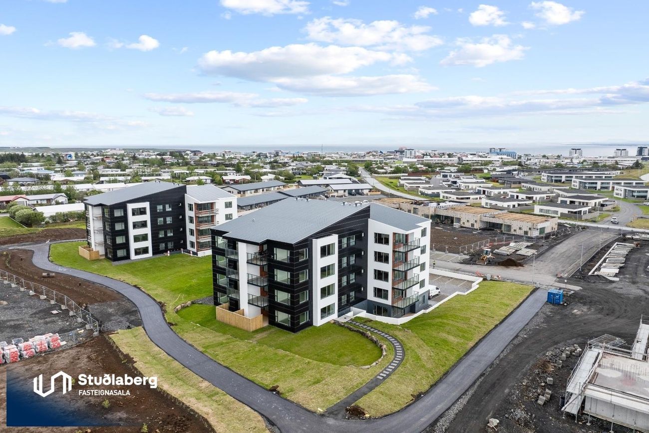 Asparlaut 24, 230 Reykjanesbær