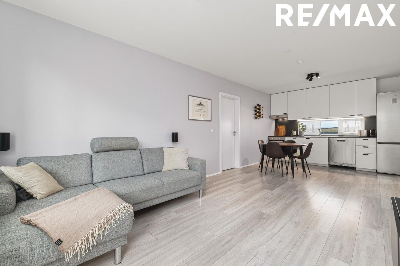 Jöfursbás 11D, 112 Reykjavík