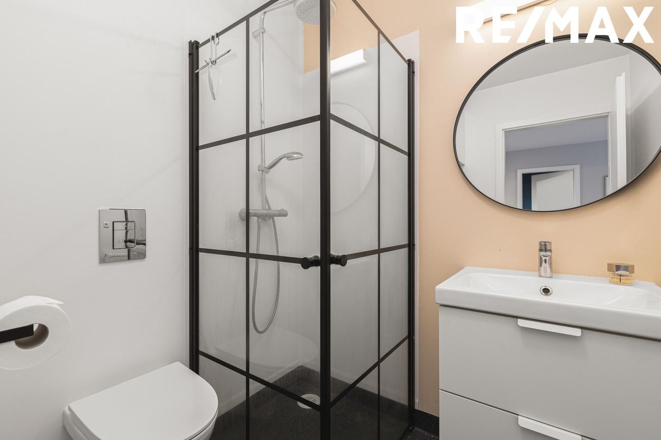 Jöfursbás 11D, 112 Reykjavík