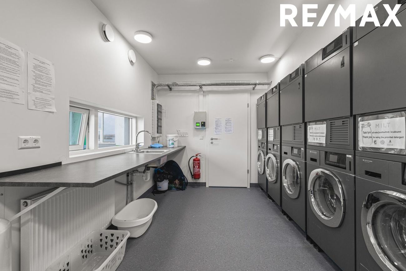 Jöfursbás 11D, 112 Reykjavík