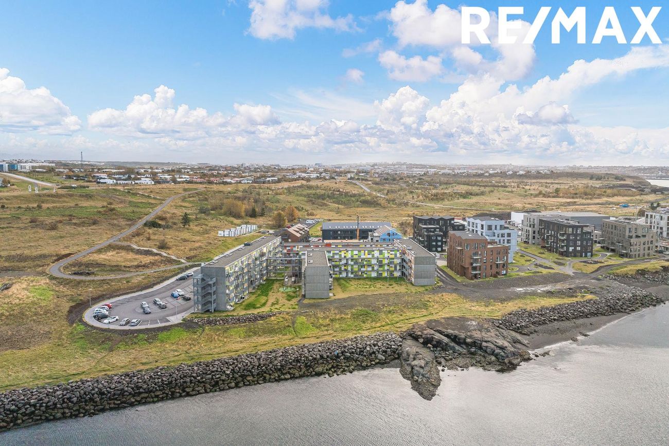 Jöfursbás 11D, 112 Reykjavík