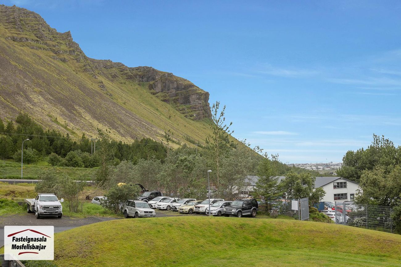 Rauðamýri 1, 270 Mosfellsbær