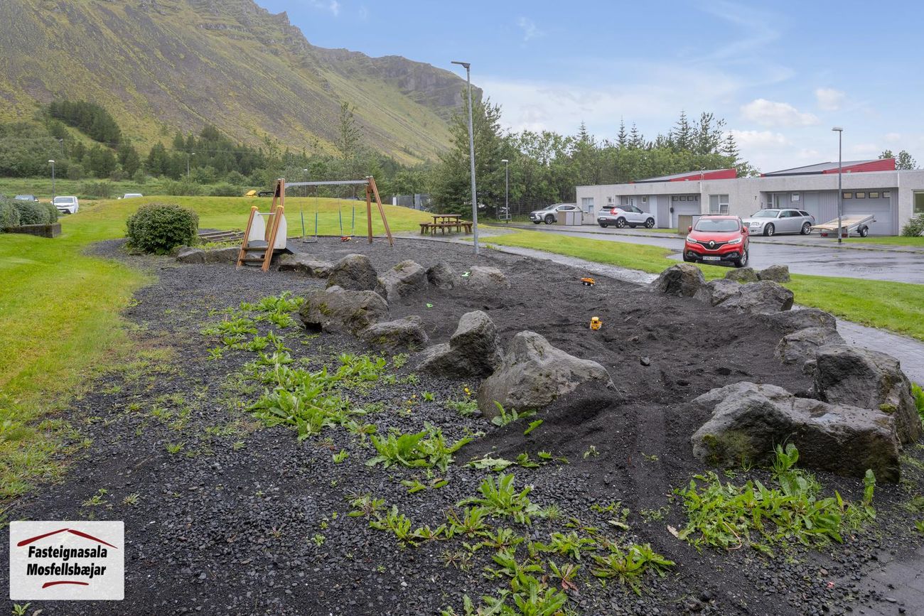 Rauðamýri 1, 270 Mosfellsbær
