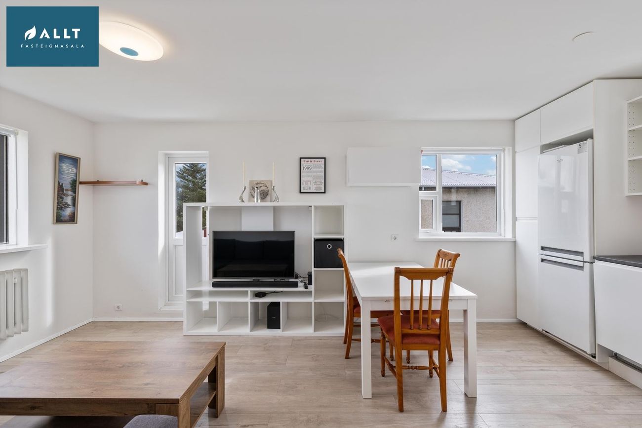 Smáratún 32, 230 Reykjanesbær