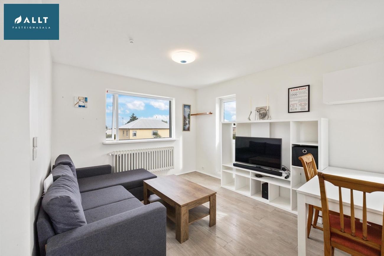 Smáratún 32, 230 Reykjanesbær