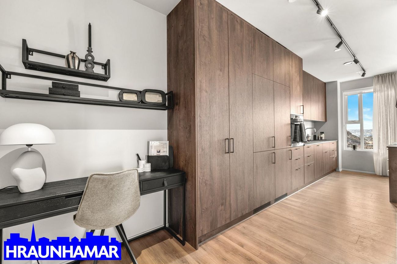 Áshamar 42 - 0406, 221 Hafnarfjörður