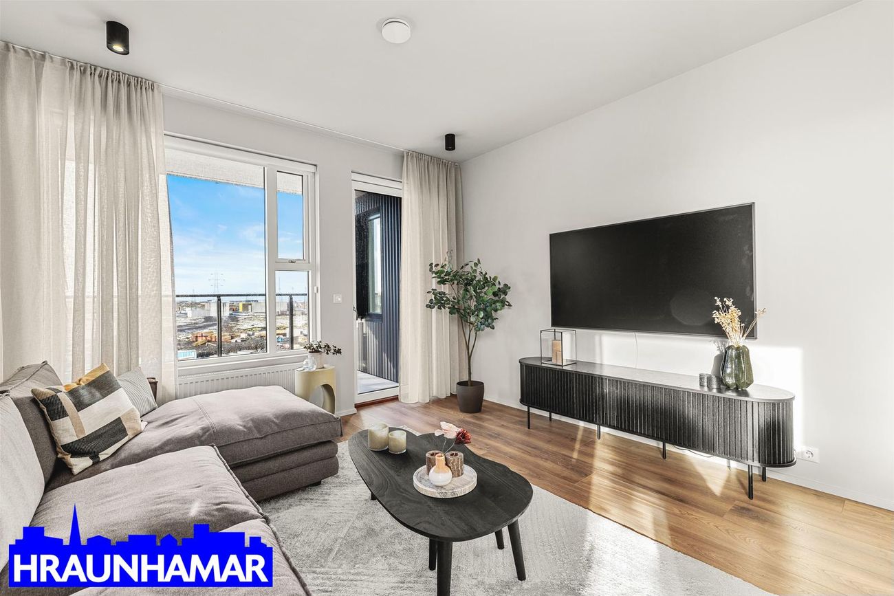 Áshamar 42 - 0406, 221 Hafnarfjörður