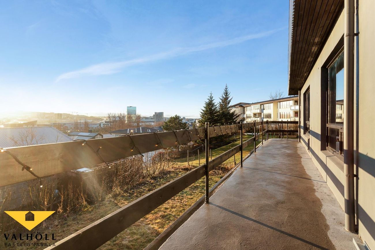 Hlíðarhjalli 46, 200 Kópavogur